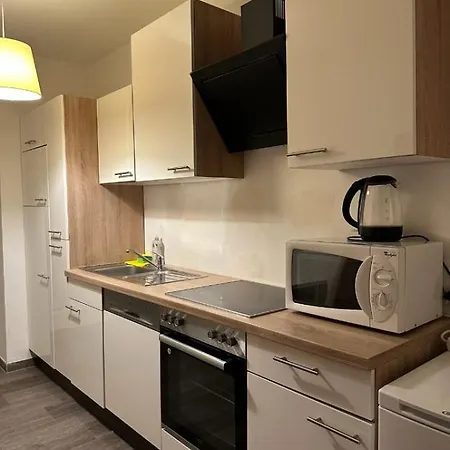 Wunderschoene Eisenbahnstrasse In 2 Og Rechts Apartment Leipzig